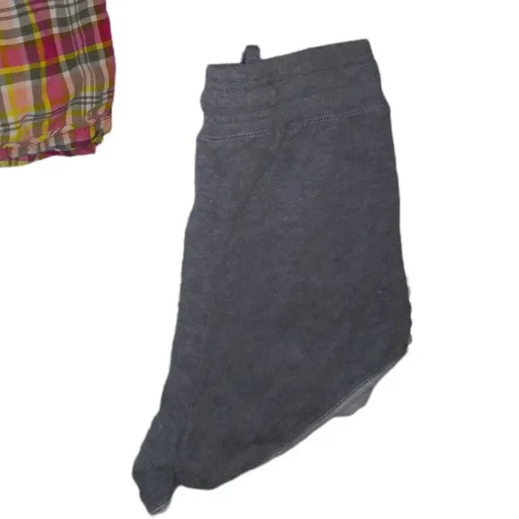 BUNDLE OF 3 SHORTS WOMEN's SIZE SMALL (XS/S) - Picture 9 of 12